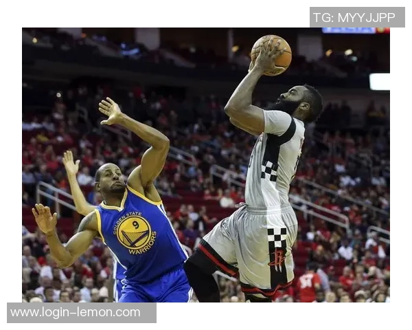 勇士对阵鹈鹕精彩赛事免费直播全程回放与分析分享